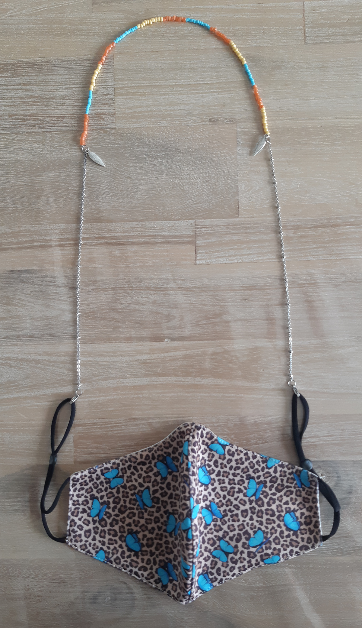 mondkapjes koord met gekleurde kralen